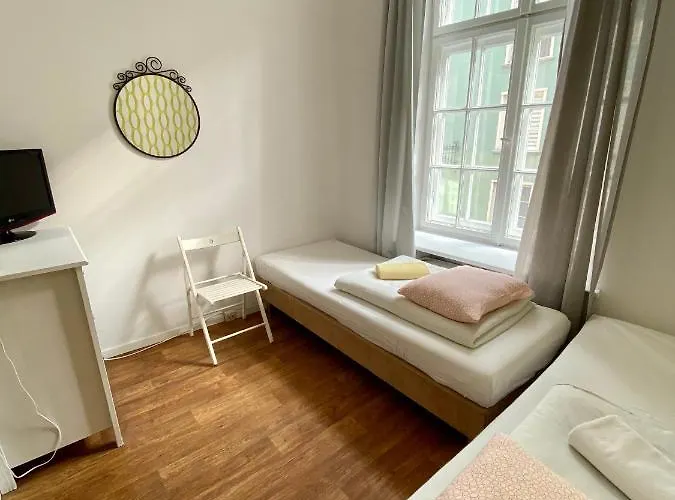 Ostello Grand Apartament *